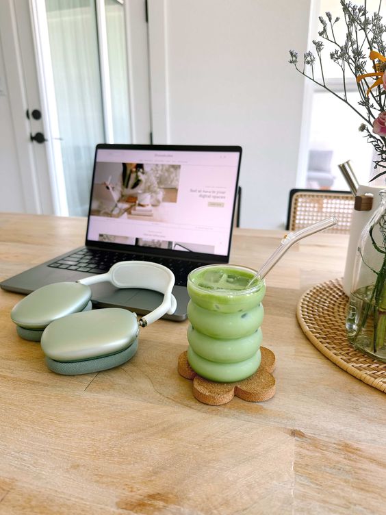 13+ Chic Office Essentials for Productive Work from Home