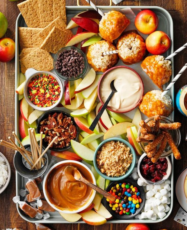 17 Best Dessert Charcuterie Board Ideas To Try This Fall