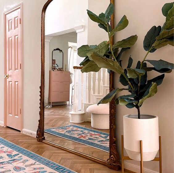 21+ Pretty Entryway Mirror Ideas That Are Guaranteed To Be Impressive