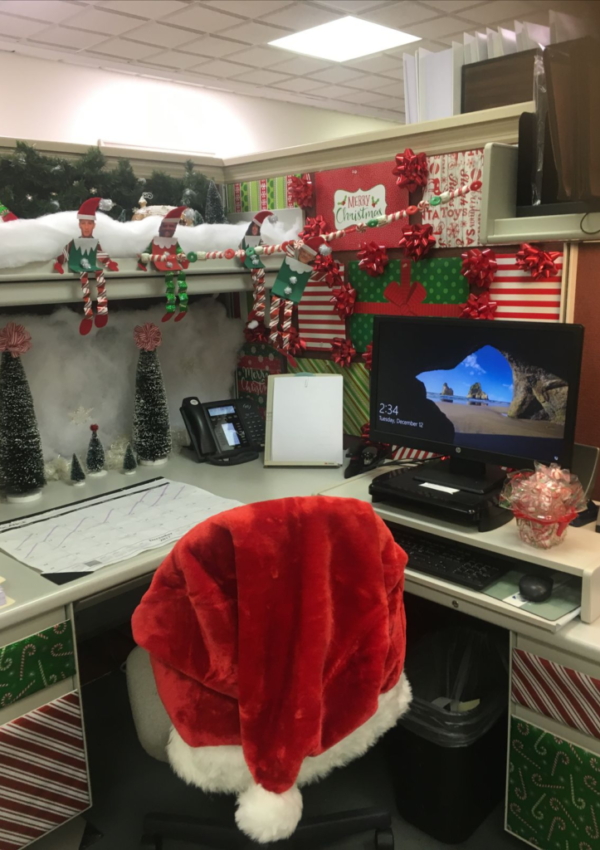 17 Best Christmas Decor Ideas For Your Office You Will Love