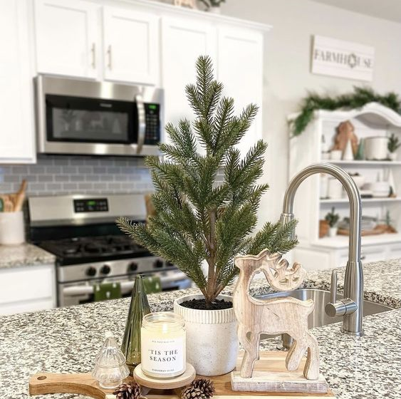 17 Impressive Christmas Decor Ideas For Your Kitchen To Inspire You